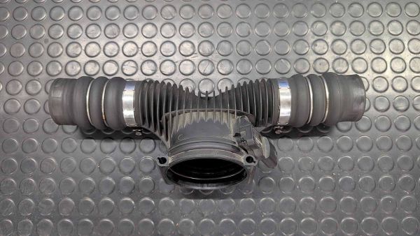 Cayenne Turbo 957 Turboschlauch Y-Stück vor Drosselklappe